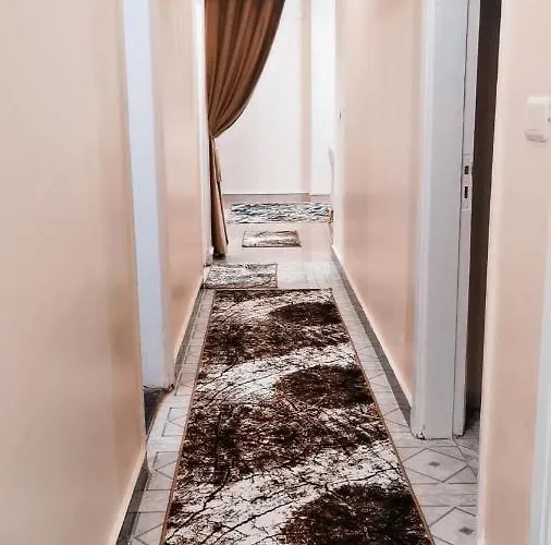 شقة مفروشة سوبر لوكس بجوار حديقة الطفل شارع محمد كامل الحاروني متفرع من شارع أحمد فخري
