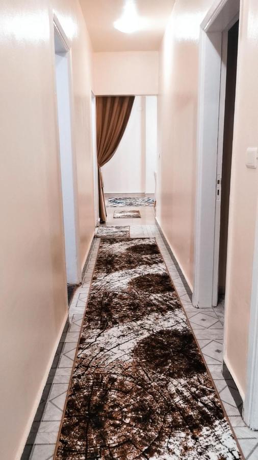 مفروشة سوبر لوكس بجوار حديقة الطفل شارع محمد كامل الحاروني متفرع من شارع أحمد فخري Apartment